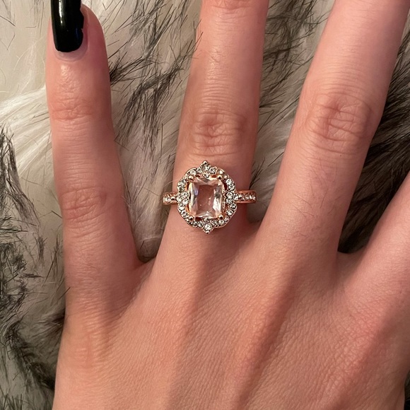 Vintage Style Rose Gold S925 Ring w/ Halo - Picture 5 of 7